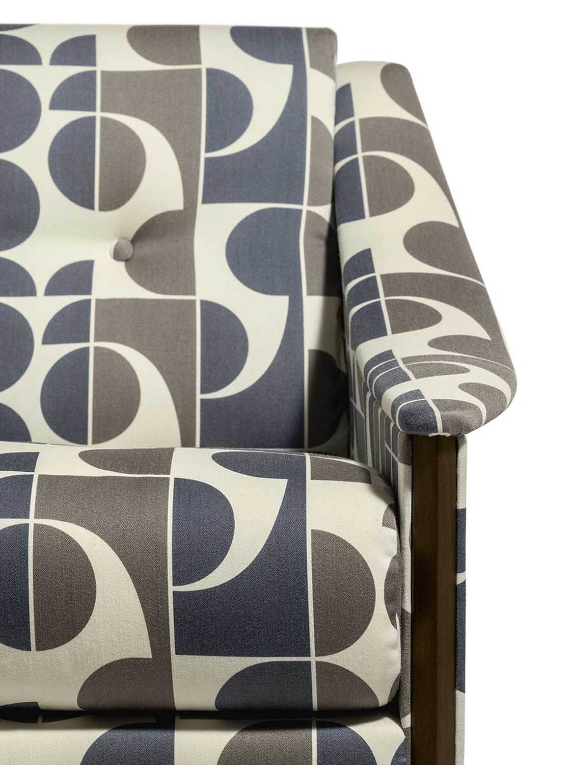 16 dezza 24 armchair