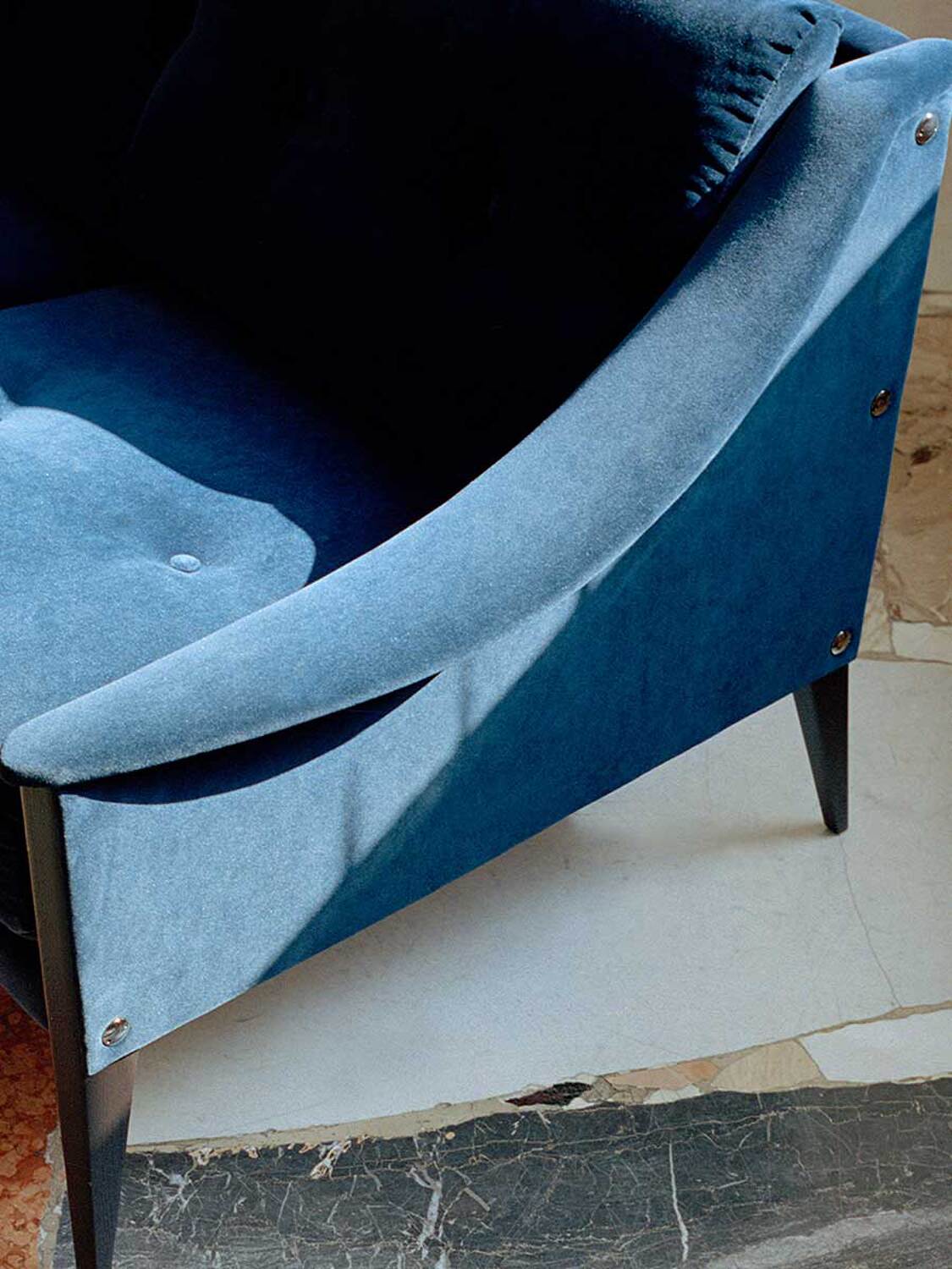 03 dezza 24 sofa
