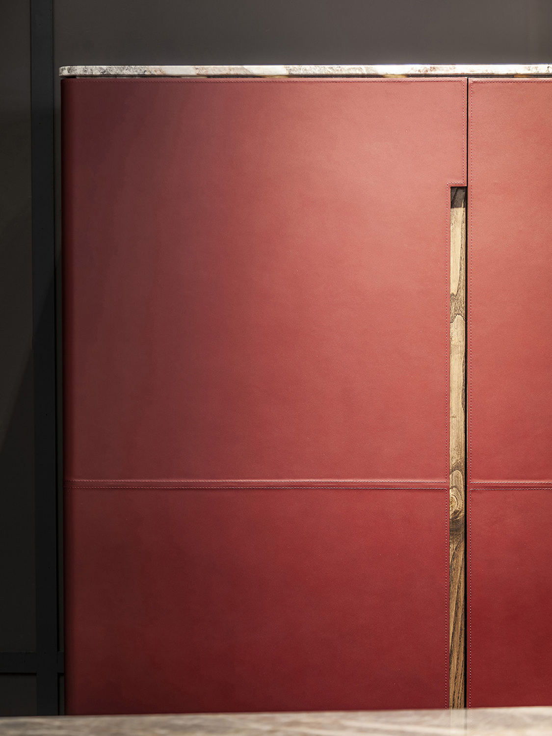 02 fidelio drinks cabinet