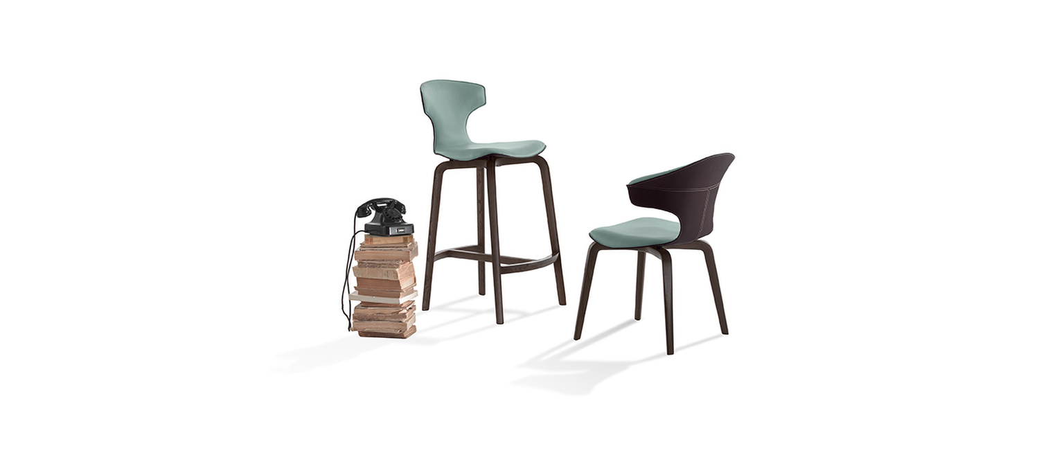 Montera H66 stool by Poltrona Frau with moulded plywood shell, inner Pelle Frau® leather, outer Saddle Extra leather, wenge-stained ash legs