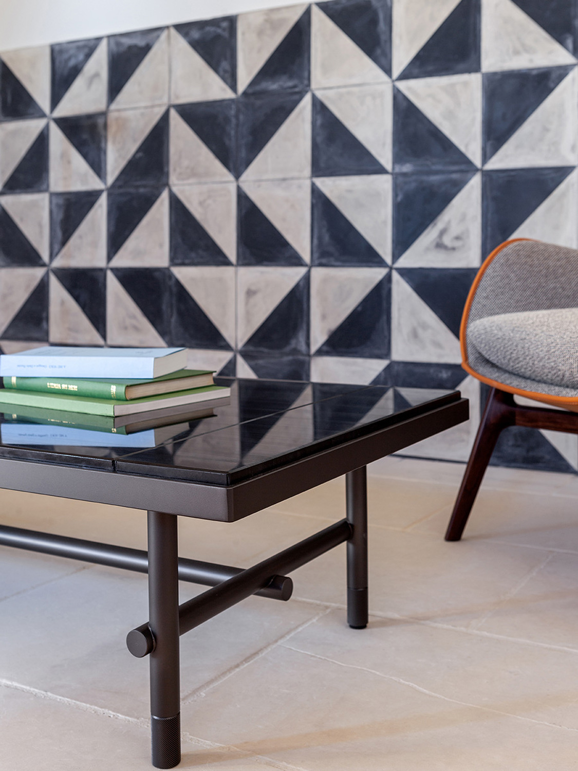 03 pierre small table