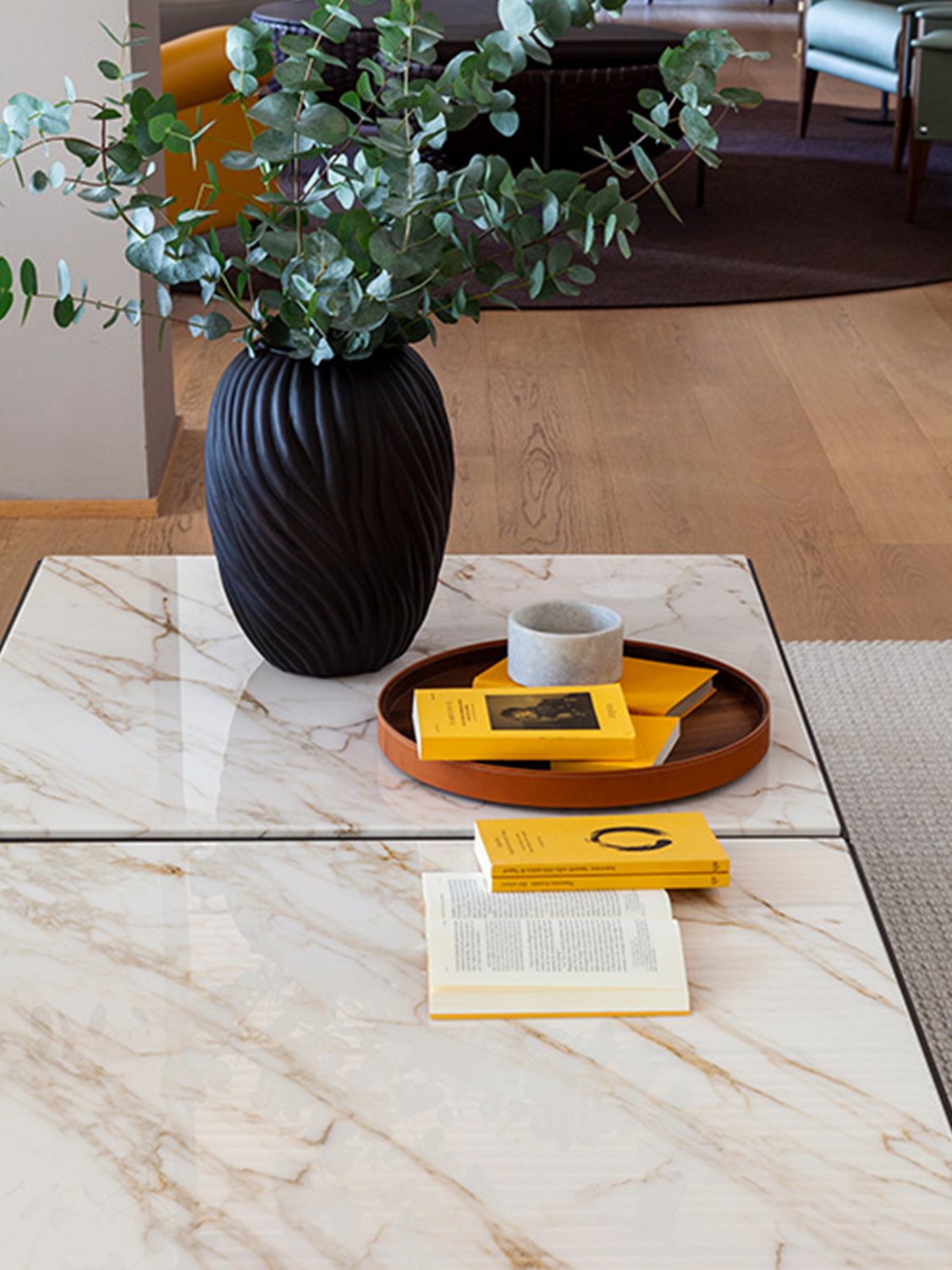10 pierre small table