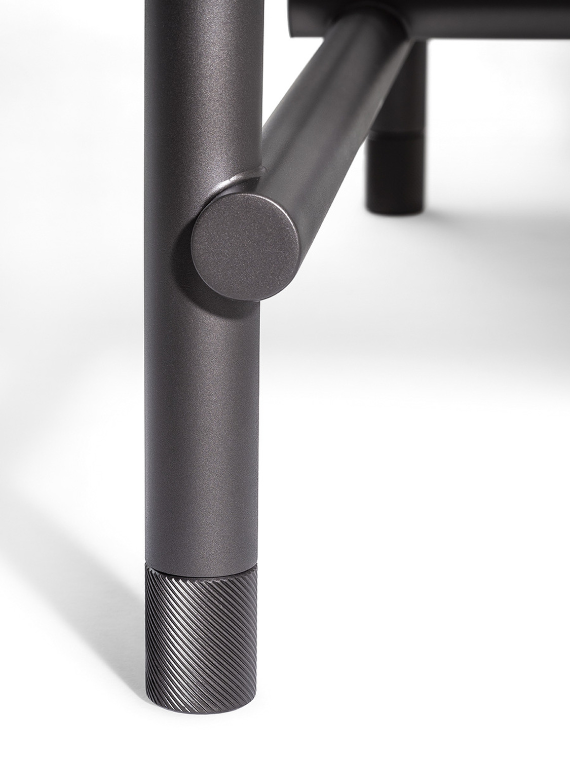 16 pierre small table