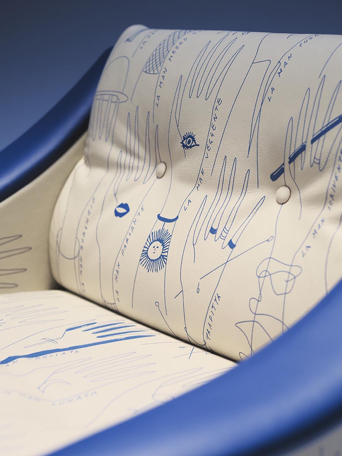 07 dezza 60 limited edition armchair