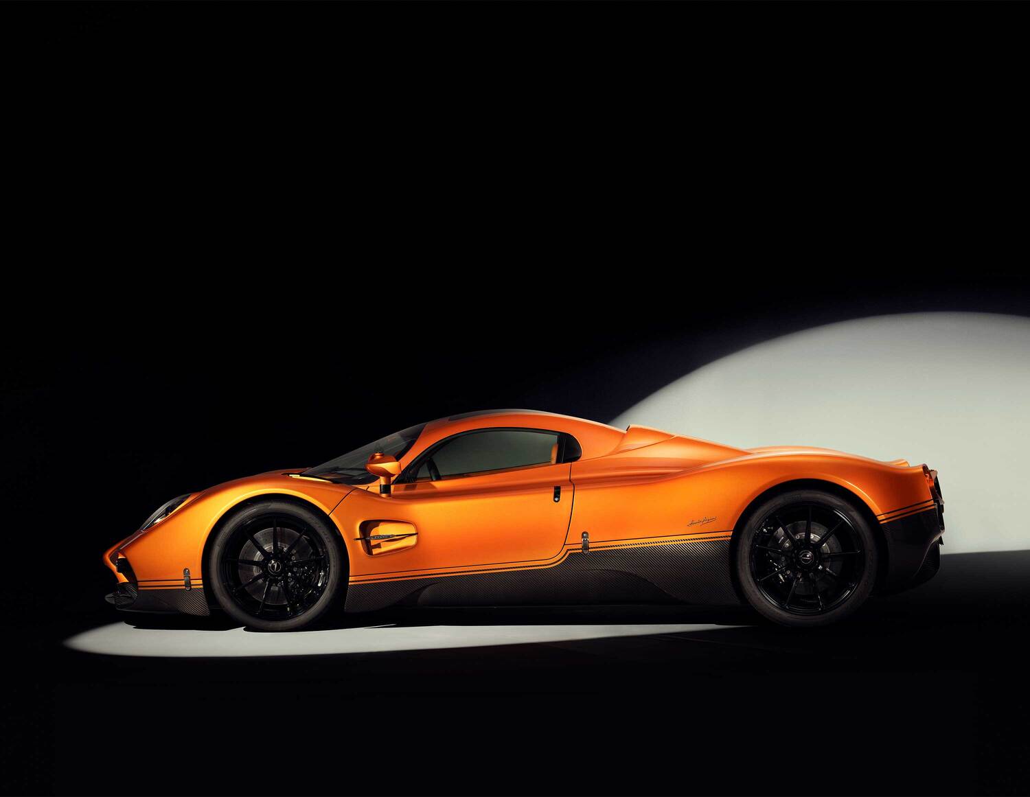 01 pagani utopia