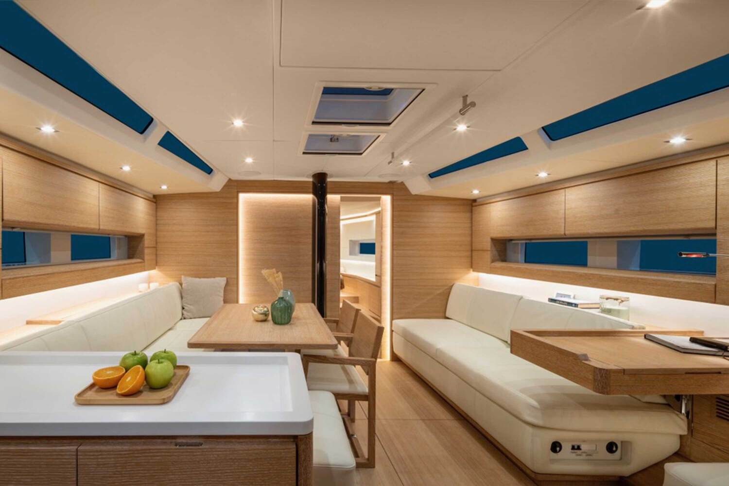 02 solaris yachts