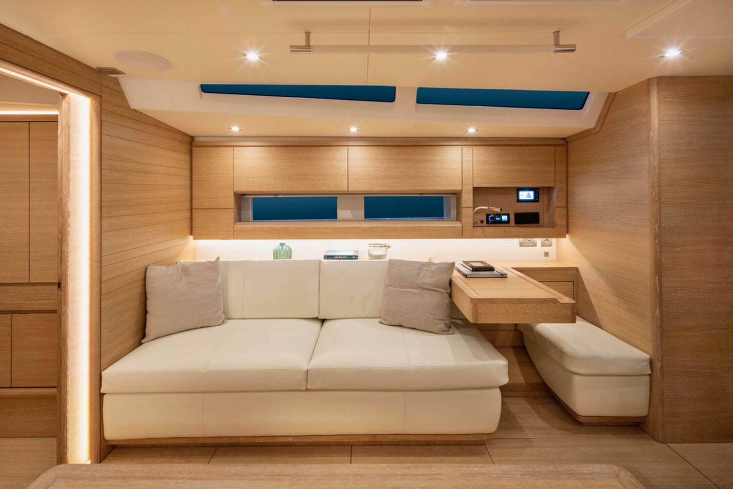 05 solaris yachts