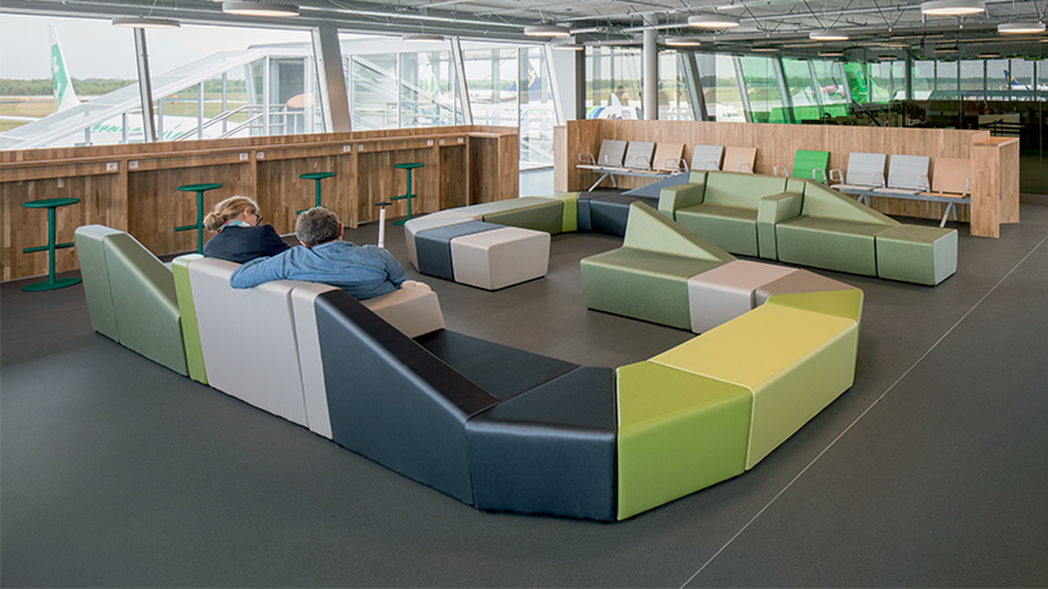 WAITING AREA